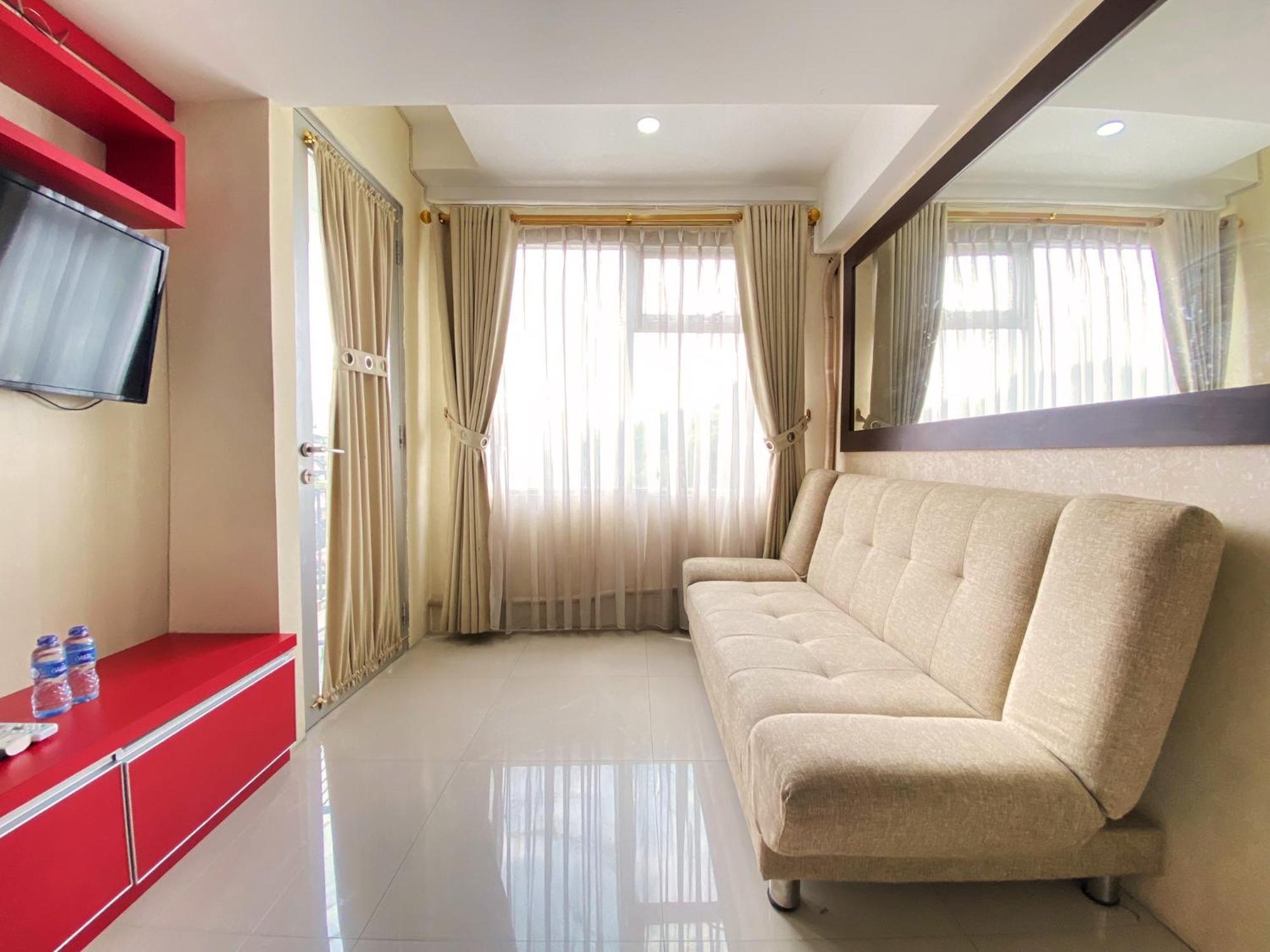 Spacious 2br At Jarrdin Cihampelas By Travelio * Bandung